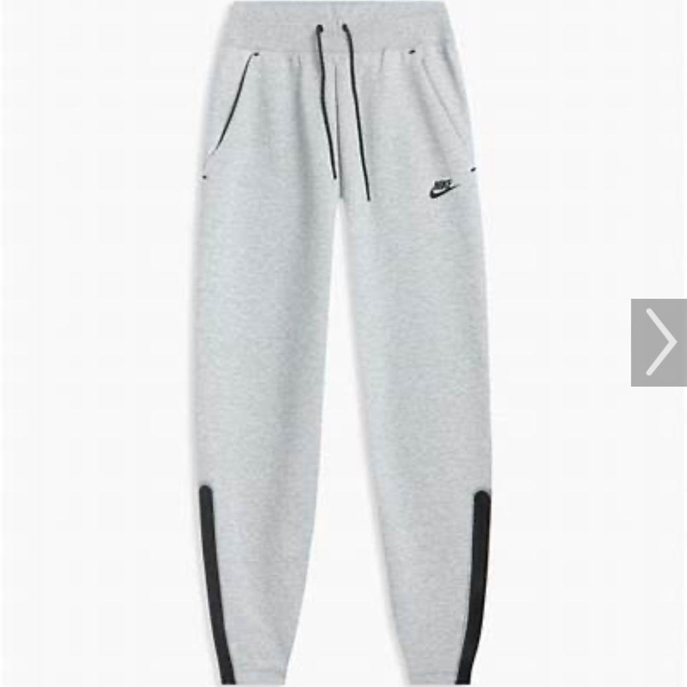 Nike sportswear tech fleece women